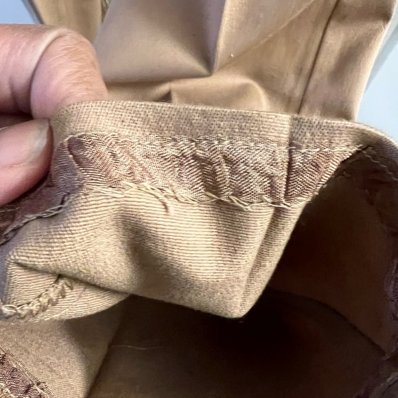 TALL GIRL TAN/ CARMEL TROUSERS IN A SIZE 7… 14” WAIST… 35” INSEAM… 11” RISE. - Picture 8 of 12